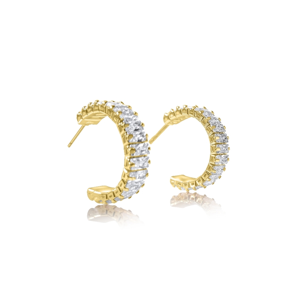 Nola Earing
